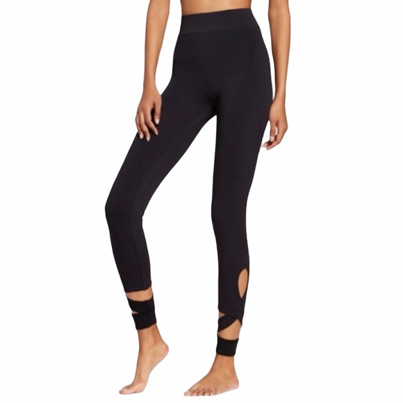 Xhilaration Pants - NEW Xhilaration Seemless Wrap Leggings Black Small